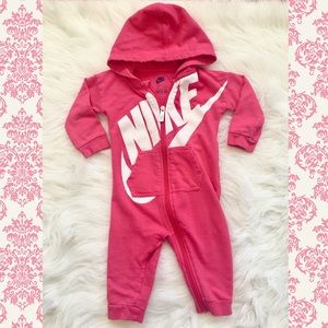Nike infant girls Futura hot pink coveralls 6-12mo